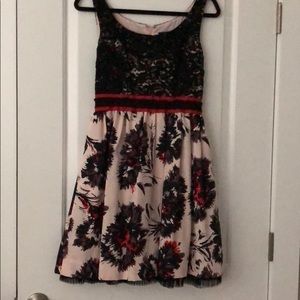 Beautiful sundress with tulle underlining